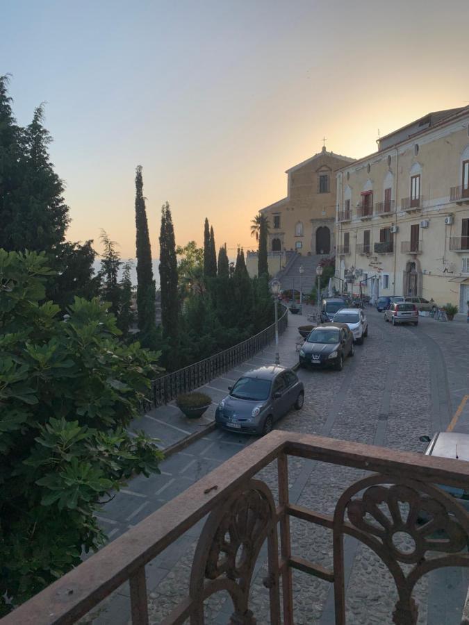 Apartamento Palazzo Carratelli Amantea Exterior foto